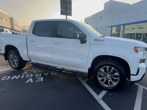 Used 2022 Chevrolet Silverado 1500 RST w/ Safety Package image 2