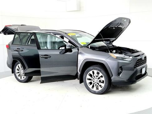 Used 2023 Toyota RAV4 XLE Premium AWD/4WD image 12