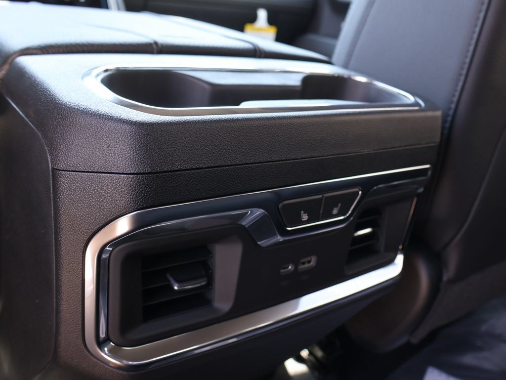 New 2026 GMC Sierra 1500 Denali AWD/4WD image 10