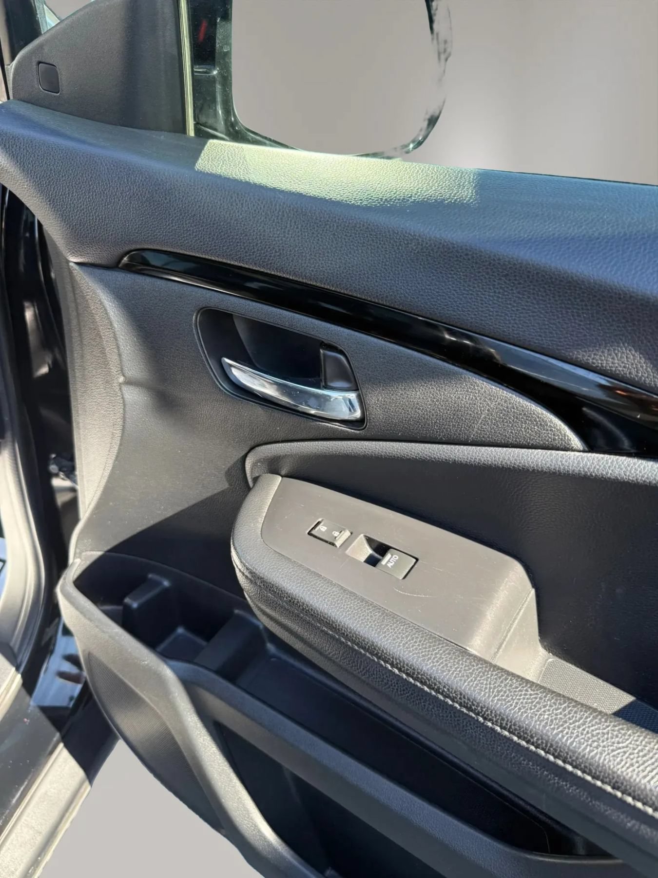 Used 2019 Honda Pilot Elite image 50