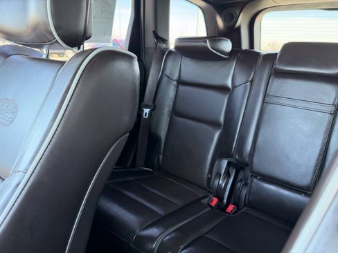 Used 2018 Jeep Grand Cherokee Overland AWD/4WD image 12
