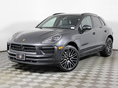Certified 2026 Porsche Macan image 1