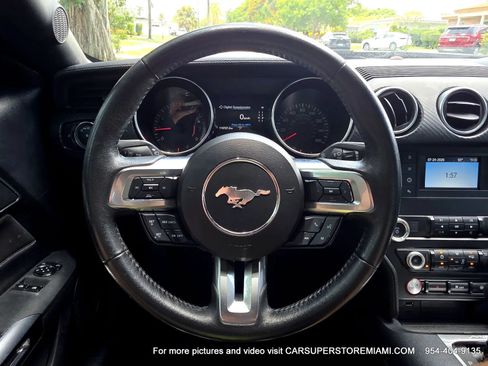 Used 2021 Ford Mustang Coupe RWD image 4