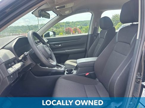 Used 2024 Honda CR-V LX image 12