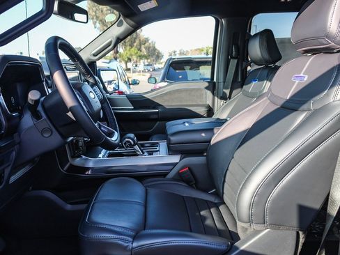 New 2025 Ford F150 Platinum w/ FX4 Off-Road Package image 18