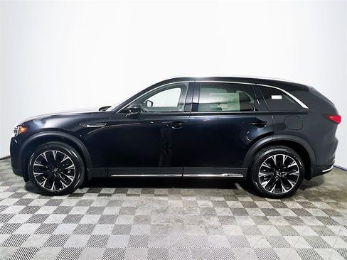 New 2025 MAZDA CX-90 Plug-In Hybrid w/ Premium Plus image 4
