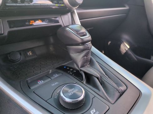 Certified 2024 Toyota RAV4 SE AWD/4WD image 12