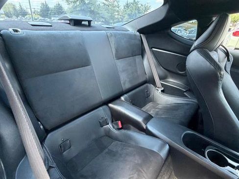 Used 2018 Toyota 86 RWD image 13