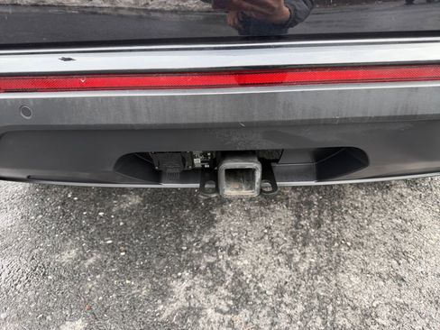 Used 2023 Volkswagen Atlas SE w/ Black Wheel Package image 17