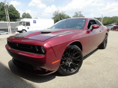 Used 2019 Dodge Challenger SXT
