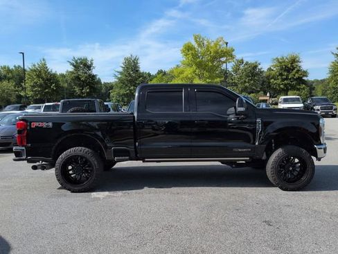 Used 2024 Ford F350 Lariat w/ Lariat Ultimate Package AWD/4WD image 3