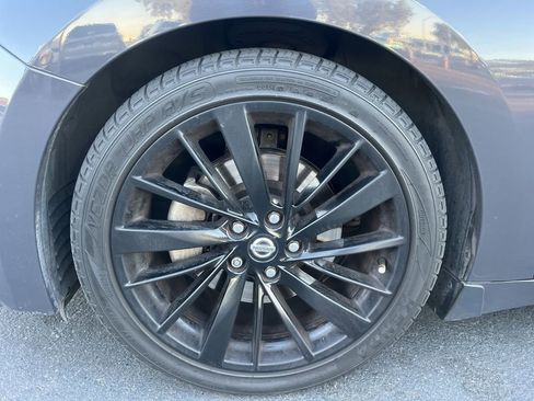 Used 2021 Nissan Maxima Platinum w/ 40th Anniversary Package image 6