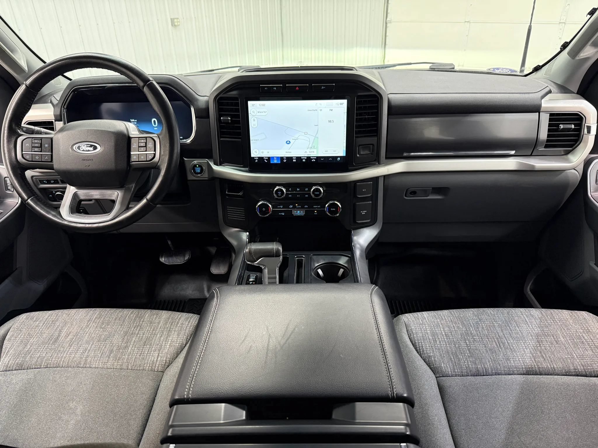 Used 2022 Ford F150 Lightning XLT AWD/4WD image 13