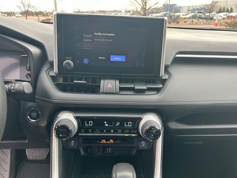 Used 2023 Toyota RAV4 XLE image 20