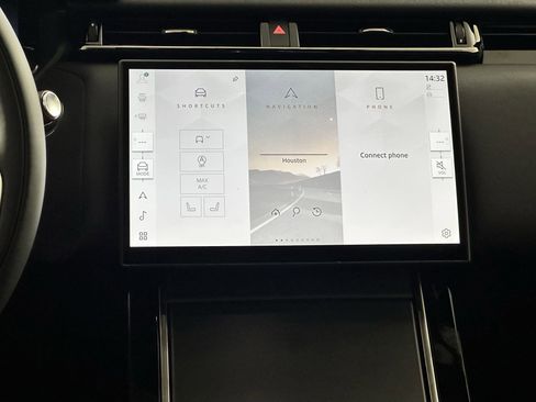 Used 2026 Land Rover Range Rover Velar S image 22