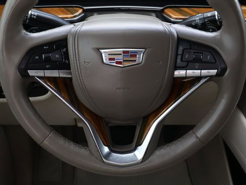 Used 2022 Cadillac Escalade ESV Premium Luxury Platinum image 15