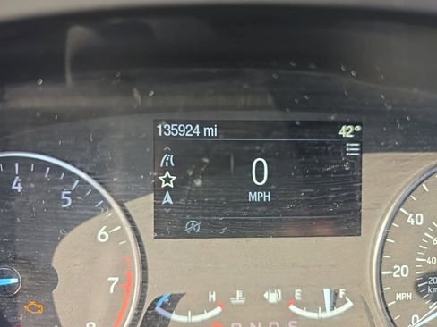 Used 2018 Ford EcoSport SE w/ SE Convenience Package image 26