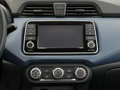 Used 2025 Nissan Versa SV FWD image 16