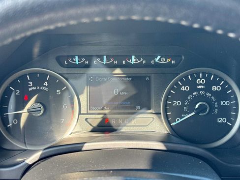 Used 2020 Ford F150 XLT w/ Equipment Group 302A Luxury AWD/4WD image 32