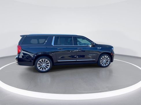 Used 2024 GMC Yukon XL Denali w/ Denali Reserve Package AWD/4WD image 8