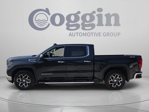 Used 2023 GMC Sierra 1500 SLT w/ SLT Premium Package AWD/4WD image 2