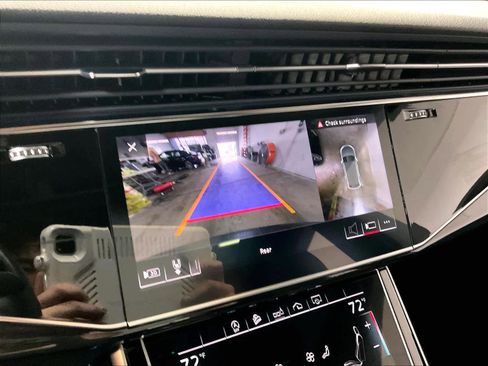 Used 2020 Audi Q8 Premium Plus w/ Premium Plus Package image 22