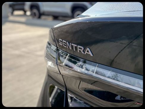 New 2026 Nissan Sentra SV w/ SV Convenience Package FWD image 9