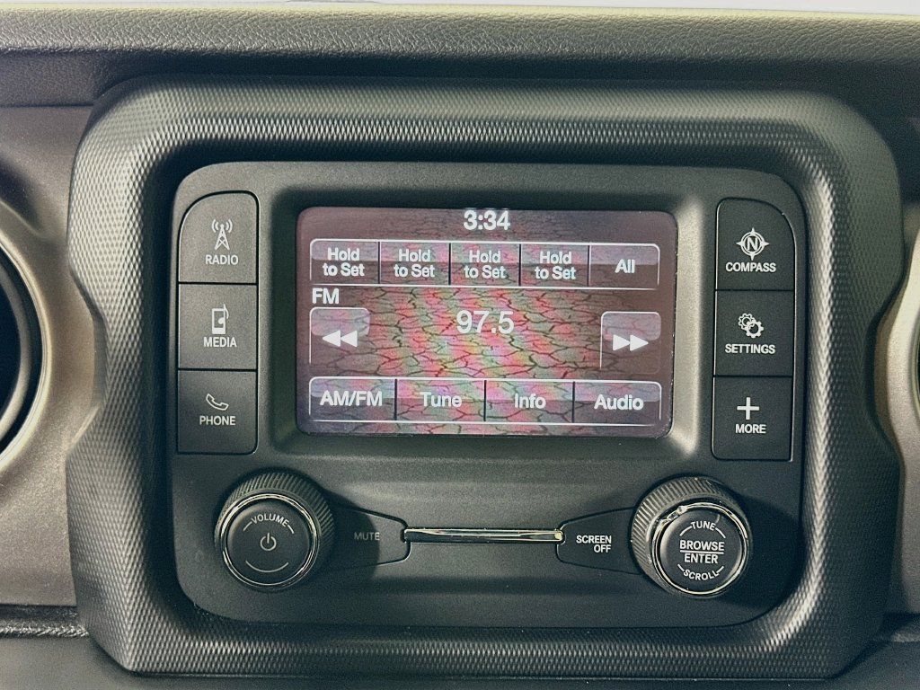 Used 2020 Jeep Wrangler Sport AWD/4WD image 15