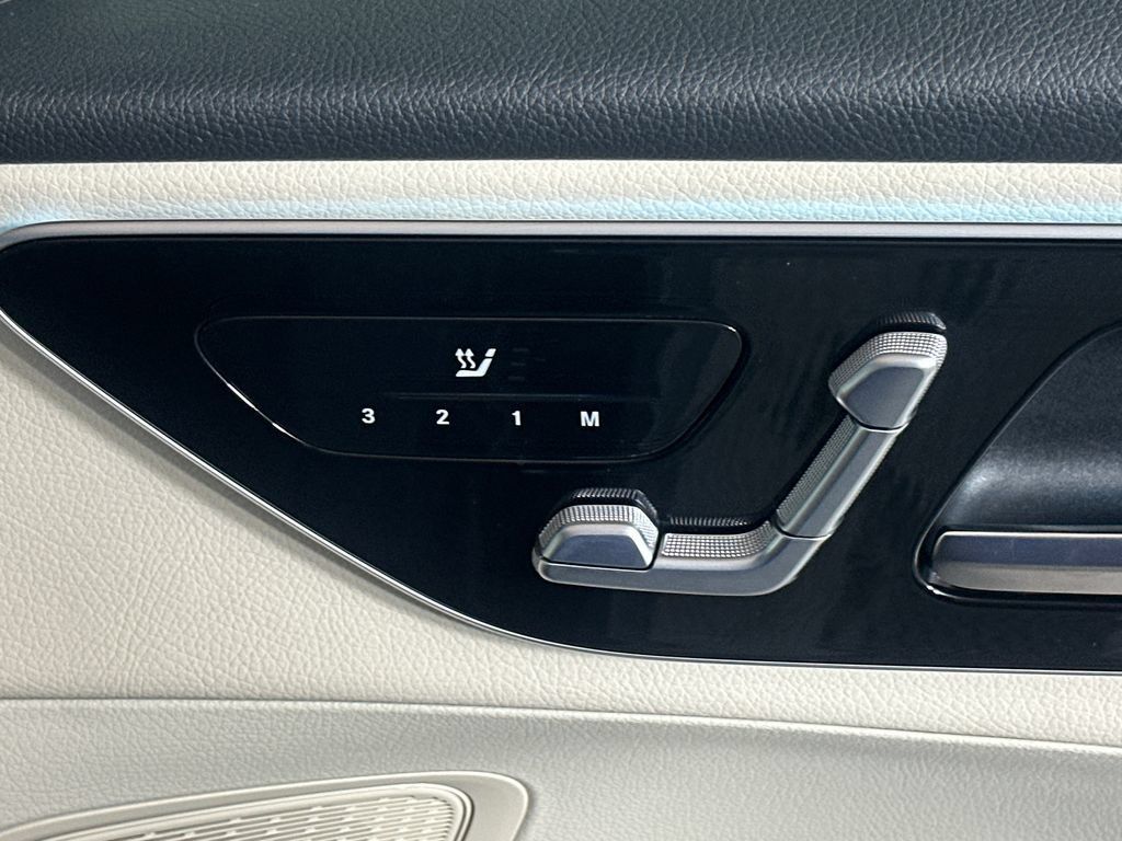 Certified 2025 Mercedes-Benz GLC 350e 4MATIC image 16