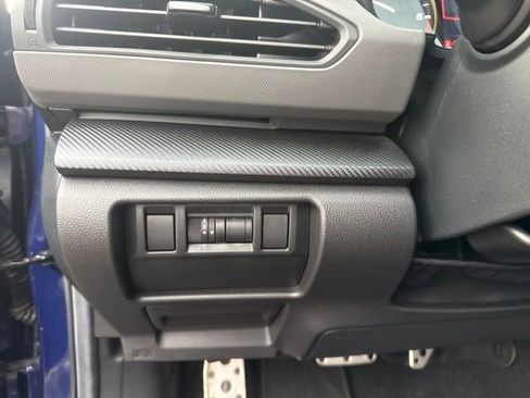 Used 2025 Subaru Crosstrek 2.5i Sport w/ Crosstrek Mirror Package AWD/4WD image 14