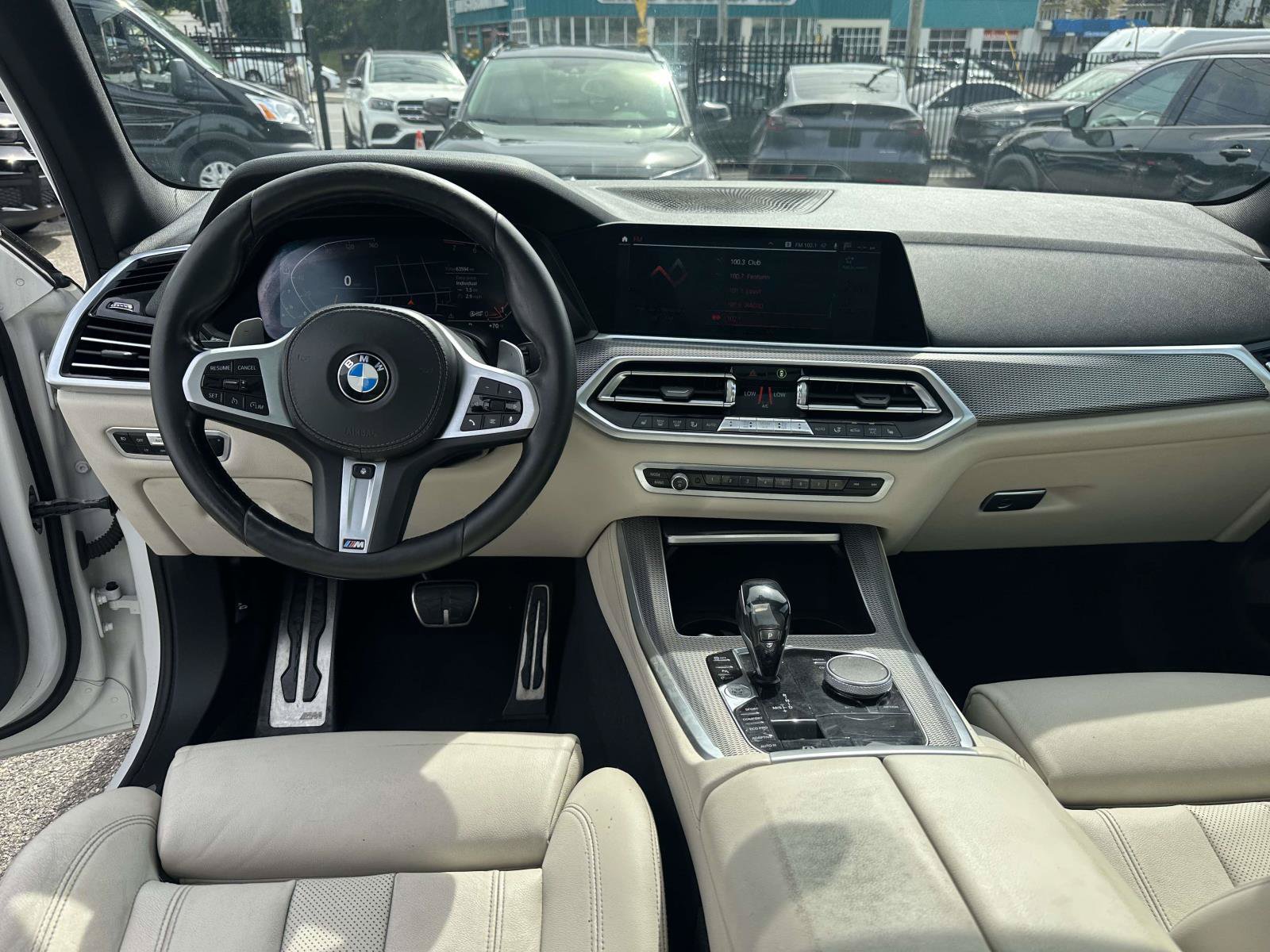 Used 2019 BMW X5 xDrive40i w/ M Sport Package AWD/4WD image 17