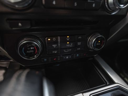 Used 2018 Ford F150 Platinum w/ Technology Package image 20