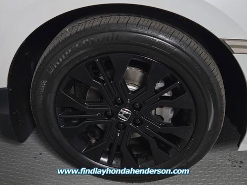 Certified 2025 Honda Odyssey Sport-L image 12