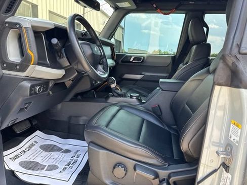 Used 2022 Ford Bronco Badlands AWD/4WD image 11