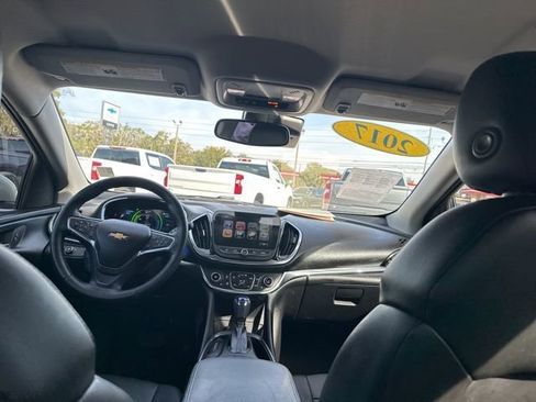 Used 2017 Chevrolet Volt Premier w/ Driver Confidence II Package image 39