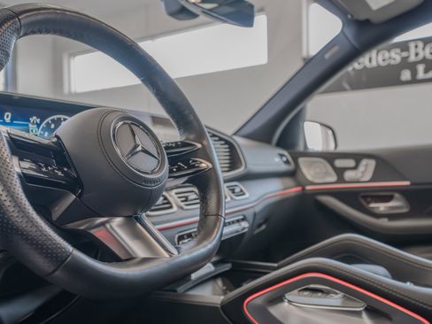 Certified 2025 Mercedes-Benz GLS 450 4MATIC w/ AMG Line Exterior image 7