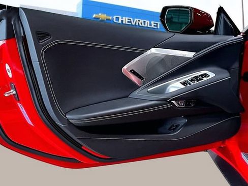 Used 2024 Chevrolet Corvette Stingray Preferred Conv w/ Z51 Performance Package RWD image 16