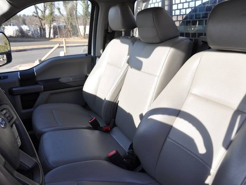 Used 2021 Ford F250 XL w/ Power Equipment Group RWD image 22