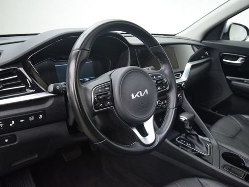 Used 2022 Kia Niro Touring Special Edition FWD image 15