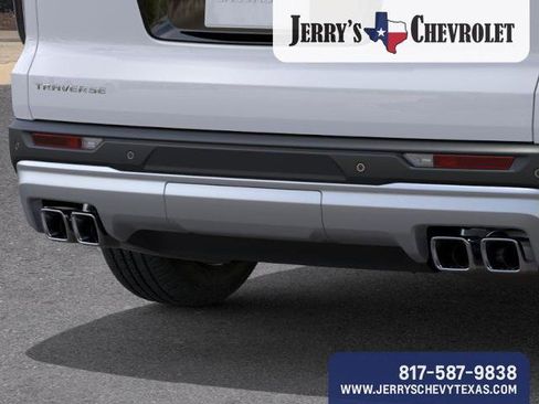 New 2026 Chevrolet Traverse LT w/ Driver Confidence Package image 16