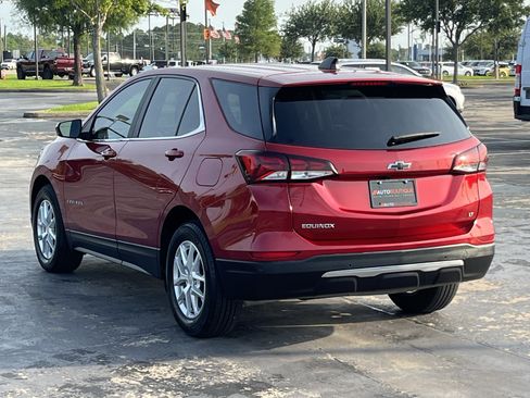 Used 2022 Chevrolet Equinox LT FWD image 9