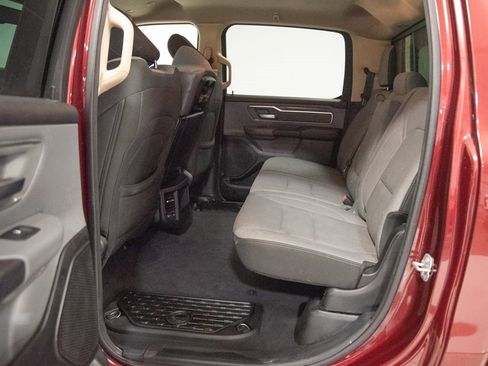 Used 2019 RAM 1500 Big Horn image 4