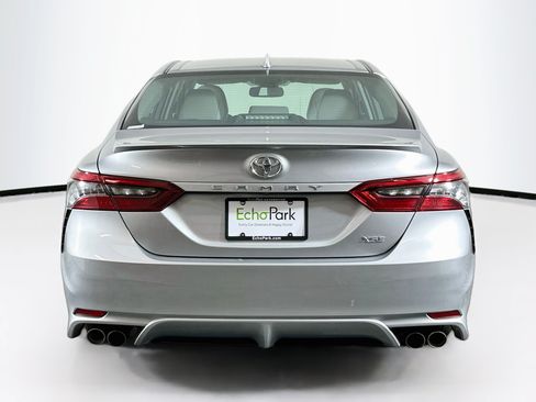 Used 2024 Toyota Camry XSE FWD image 7