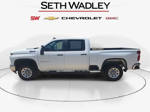 Used 2024 Chevrolet Silverado 2500 W/T w/ WT Convenience Package AWD/4WD image 4