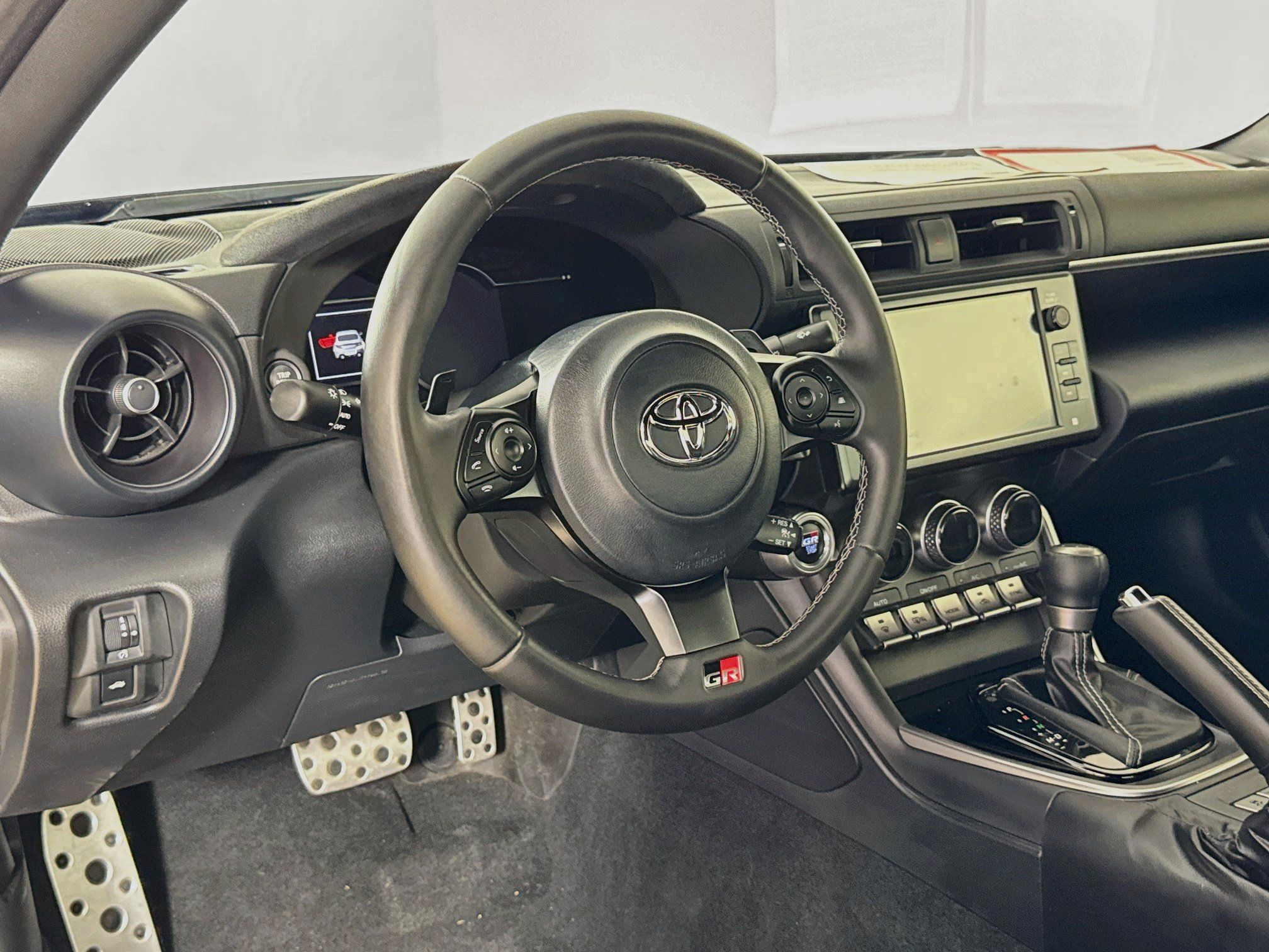 Certified 2024 Toyota GR86 Premium RWD image 4