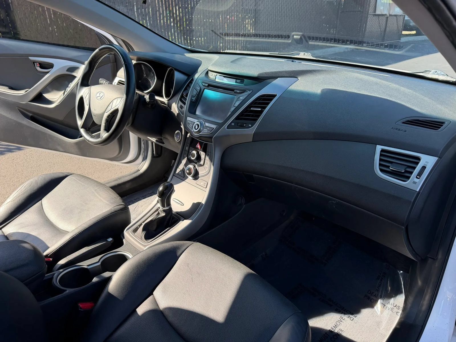 Used 2014 Hyundai Elantra w/ Option Group 2 FWD image 14
