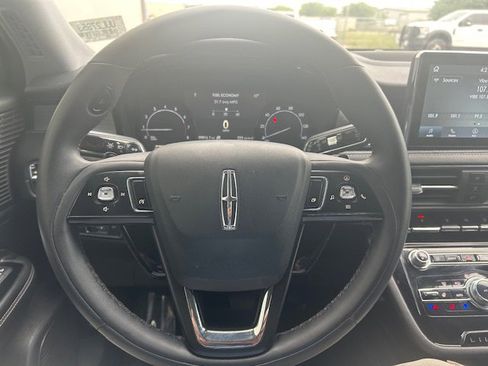 Used 2022 Lincoln Corsair AWD w/ Equipment Group 101A image 21