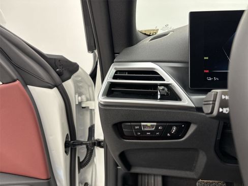 Used 2025 BMW i4 xDrive40i w/ Premium Package image 31