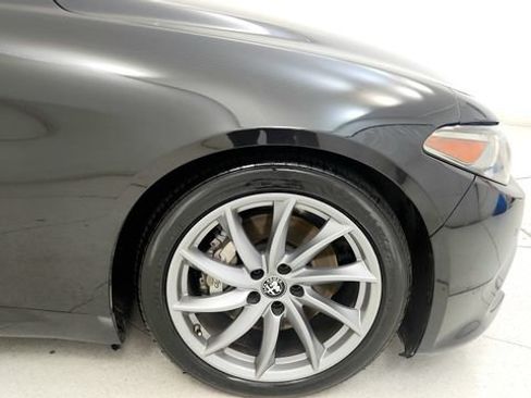 Used 2023 Alfa Romeo Giulia Sprint RWD image 21
