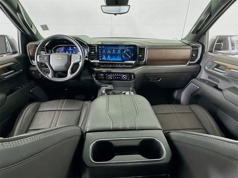 Used 2023 Chevrolet Silverado 1500 High Country w/ High Country Premium Package image 30